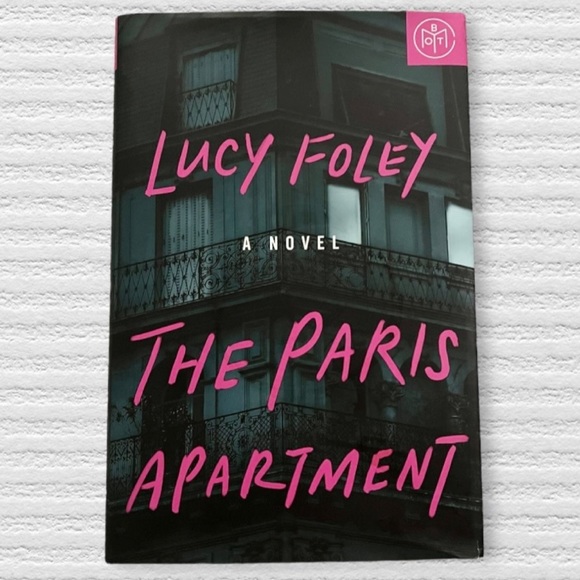 books Other - Lucy foley the paris apartment hardcover book BOTM